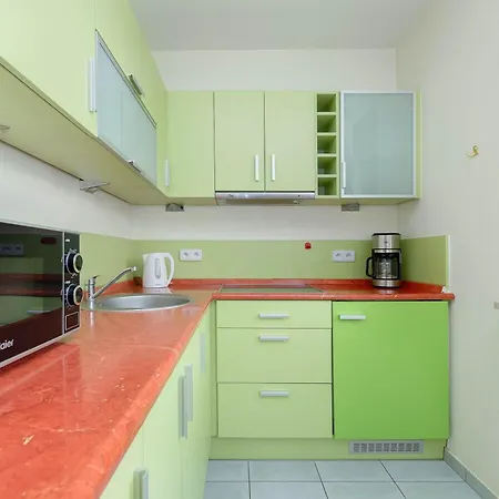 Zeromskiego Bright Near The In By Renters