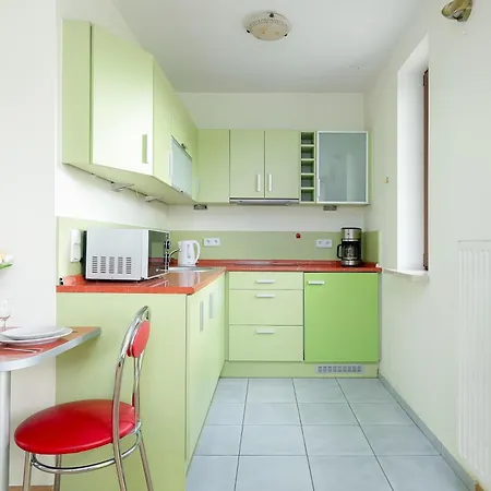 Zeromskiego Bright Near The In By Renters Apartment Swinoujscie