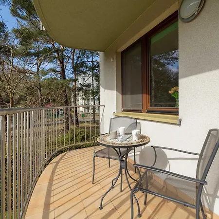 Zeromskiego Bright Near The In By Renters Apartment Swinoujscie